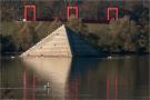 ./94/imgw/18_022_11_13_Pyramide_Pont_rouge_16_LTR.jpg
